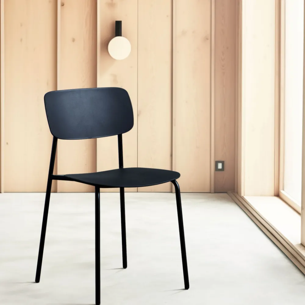 No name ELIN Lot de 4 chaises en plastique et métal
