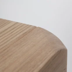 Zuiver STORM Table à manger 8 personnes aux bords arrondis en bois